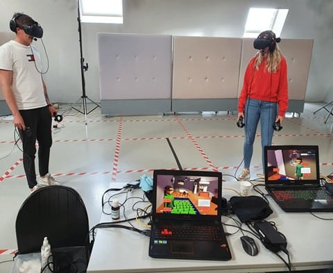 Het Krachtige VR-spel ReAction, tegen steek geweld